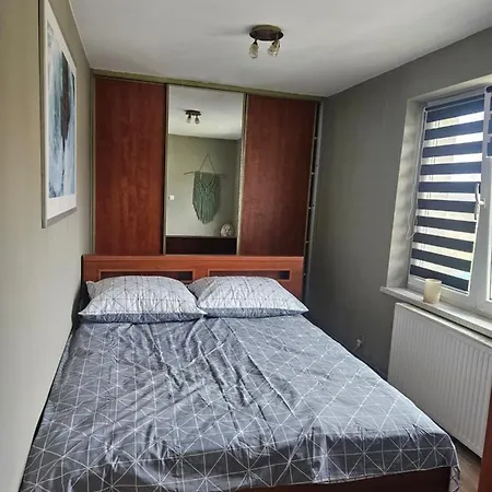 Apartament Przy Jeziorze. *
