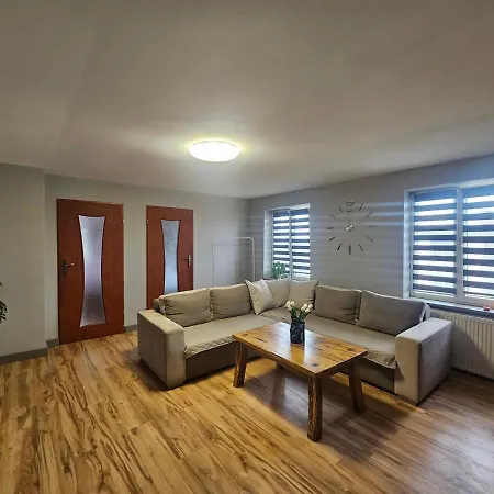 Apartament Przy Jeziorze.